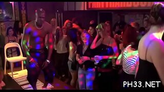 Nero schlong in cerca di cazzo